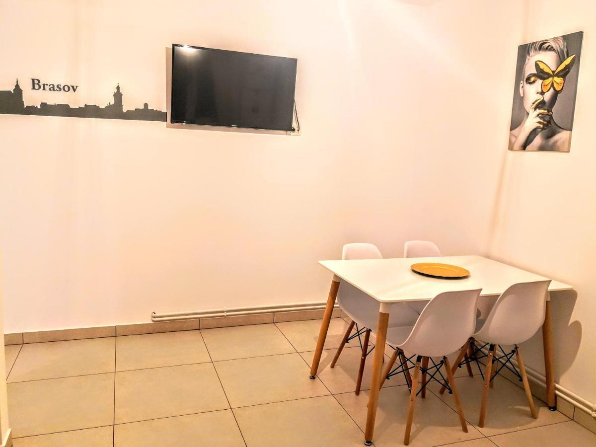 Villa Sunny Town House à Braşov Extérieur photo